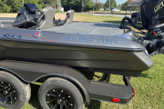 New 2026 Skeeter ZXE20 Color Option 5 Charcoal Silver with Orange Pin