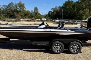 New 2026 Skeeter ZXR 20 SE Black and White 20'4"