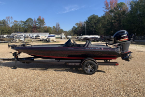 New 2025 Skeeter ZX150 Black with Red Pinstripes